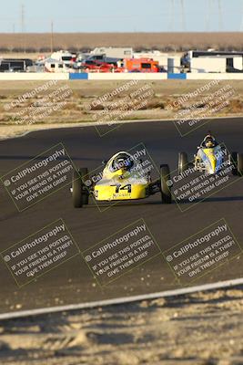 media/Jan-25-2025-CalClub SCCA (Sat) [[03c98a249e]]/Race 7/